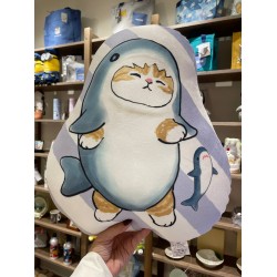 貓福珊迪 可愛圖案 抱枕 鯊魚款